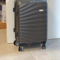 Bidaia kasua Grijs, gisa salatu by Centraal magazijn iLost erabiliz