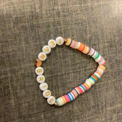 Armband Multicolor, zoals gemeld door MEININGER Hotel Brussels City Center met iLost