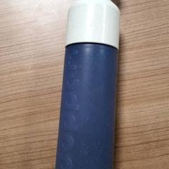 Bottiglia, come riportato da Transdev Hoeksche Waard Goeree Overflakkee utilizzando iLost