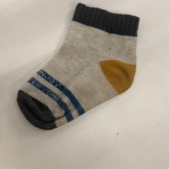 Ponožky, ako bolo nahlásené IKEA Tokyo-Bay pomocou iLost