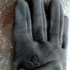 Vestiario - Handschoenen, come riportato da Centraal magazijn utilizzando iLost