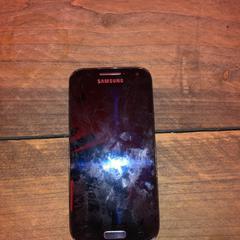 Telefoon がiLostで Panama Amsterdam によって報告されました
