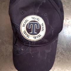 Basebollkeps, rapporterat av Rotterdam The Hague Airport med iLost