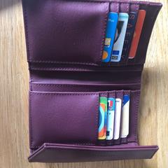 Wallet - Benedetta Stabile, jak bylo nahlášeno na iLost
