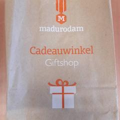 Saco-prenda, como reportado por Grand Hotel Amrath Kurhaus utilizando o iLost