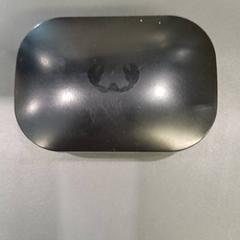 Earpodcase zwart, iLost를 사용하여 Qbuzz GD Groningen HS에 보고됨
