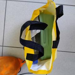 Poltsa jumbo, gisa salatu by Regio Limburg - Leuven iLost erabiliz