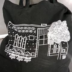 Táska, amint azt Breng Nijmegen az iLost segítségével jelentette.