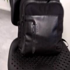 Mochila, segundo informou Arriva Infoshop Enschede usando iLost