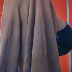 Fashion brown dress, zgłoszono przez MEININGER Hotel Roma Termini przy użyciu iLost