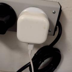 Wtyczka, zgłoszono przez Inntel Hotels Amsterdam Centre przy użyciu iLost