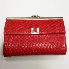 財布 がiLostで ilévia によって報告されました