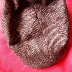 Kleding - Pet Bruin, amint azt Centraal magazijn az iLost segítségével jelentette.