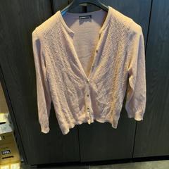 Blusa, como reportado por Van der Valk Hotel Houten utilizando o iLost