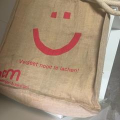 Handtasche, gemeldet von IKEA Utrecht über iLost