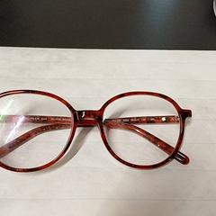 Glasögon, rapporterat av IKEA Bayonne Ametzondo med iLost