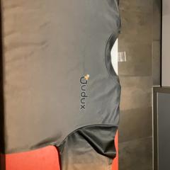 Skjorte Grey/ orange, som rapportert av MEININGER Hotel Amsterdam City West ved bruk av iLost