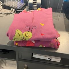 Pyjamas, a été signalé par MEININGER Hotel Vienna Downtown Franz utilisant iLost