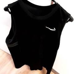 القميص shirt، كما تم الإبلاغ عنه بواسطة Qbuzz ZHN عبر iLost