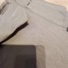 Jeans, zoals gemeld door Beekse Bergen Resorts en Hotel met iLost