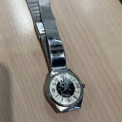 Armbåndsur argentée, som rapportert av IKEA Toulouse ved bruk av iLost