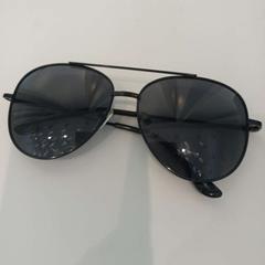 Sonnenbrille, gemeldet von Arriva Limburg Zuid über iLost