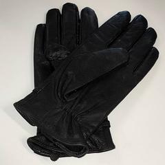 Handschoenen Zwart، كما تم الإبلاغ عنه بواسطة Regio Limburg - Leuven عبر iLost