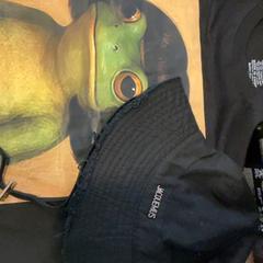 Tshirt & Bucket hat, as reported by MEININGER Hotel Marseille Centre la Joliette using iLost