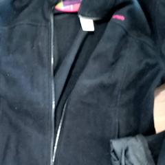 Veste, a été signalé par CARS HANGARD utilisant iLost