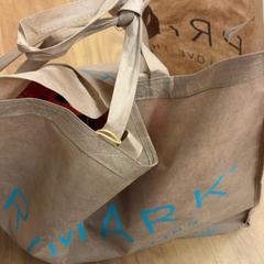 Taška, jak nahlášeno GVB pomocí iLost