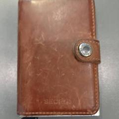 カードホルダー Haakma がiLostで Qbuzz GD Groningen HS によって報告されました