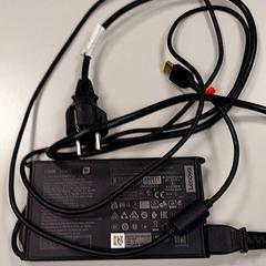 Oplader laptop Zwart, as reported by Vrije Universiteit Amsterdam using iLost