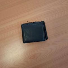 Geldbörsen & Brieftasche Zwart, gemeldet von Connexxion Noord Holland Noord Alkmaar über iLost