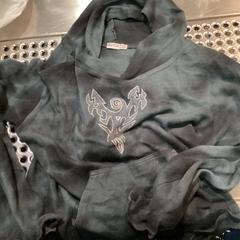 Hoodie، كما تم الإبلاغ عنه بواسطة MEININGER Hotel Berlin Alexanderplatz عبر iLost