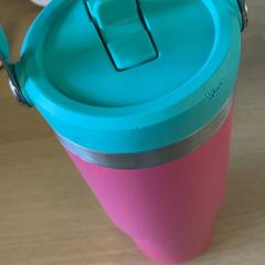 ウォーターボトル がiLostで Keukenhof によって報告されました