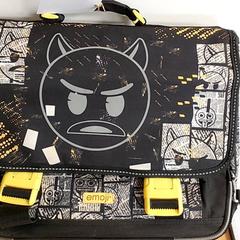 Saco - Boekentas, como reportado por Centraal magazijn utilizando o iLost