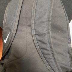 Bag noir, som rapportert av TCL ved bruk av iLost