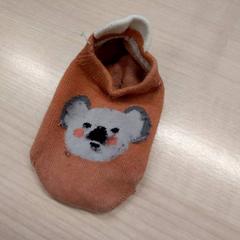 Sock Orange motig koala, as reported by IKEA Bayonne Ametzondo using iLost