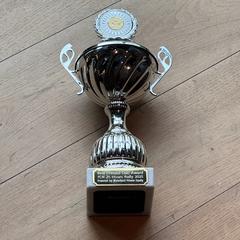 Trophy, jak nahlášeno Hotel Apeldoorn pomocí iLost