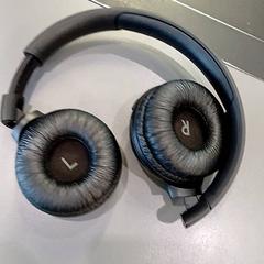 Słuchawki Zwart, zgłoszono przez Qbuzz GD Groningen HS przy użyciu iLost