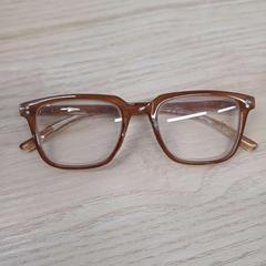 Lunettes de vues de vue, iLost를 사용하여 IKEA Liège에 보고됨