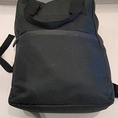 Zaino Cloth, come riportato da Van der Valk Hotel Schiphol utilizzando iLost