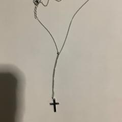 Necklace with cross Silver, ha sido reportado por MEININGER Hotel Salzburg City Center con iLost