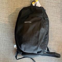 حقائب الظهر والحقائب النهارية Zwart met merk، كما تم الإبلاغ عنه بواسطة Regio West-Vlaanderen عبر iLost