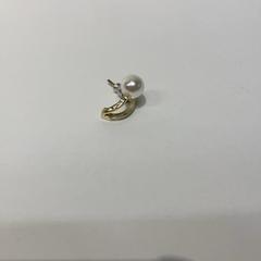 Earrings, as reported by IKEA横浜 using iLost