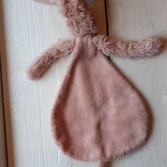 Tutdoekje Roze, som rapportert av DierenPark Amersfoort ved bruk av iLost