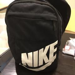 Motxila, gisa salatu by Qbuzz U-OV iLost erabiliz