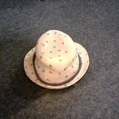 Cappello, come riportato da SnowWorld Landgraaf utilizzando iLost