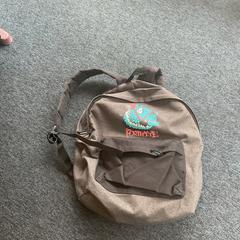 Ryggsäck, rapporterat av Breng Arnhem med iLost