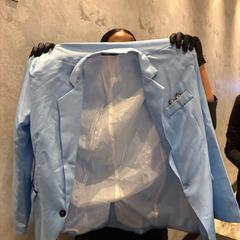 Blázer, ha sido reportado por Van der Valk Hotel Amsterdam-Amstel con iLost